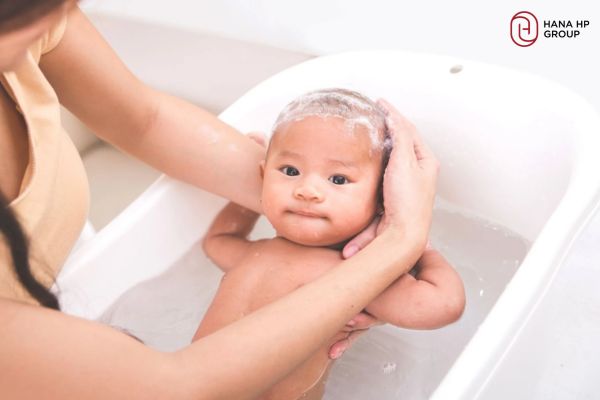 sữa tắm hữu cơ cho bé
