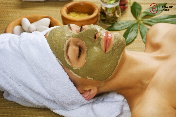 Mặt nạ đất sét giúp kiểm soát dầu nhờn trên da