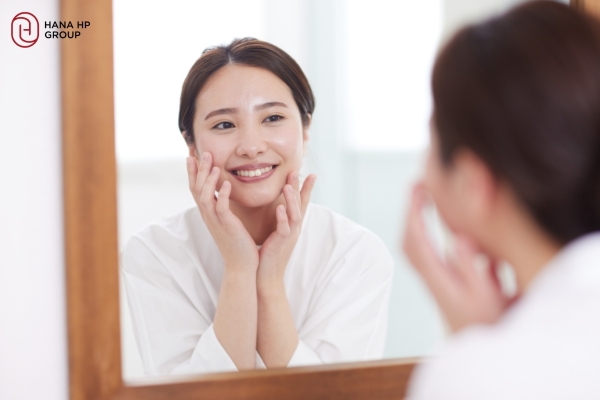 Thường xuyên quan sát tình trạng da để điều chỉnh cách chăm sóc phù hợp