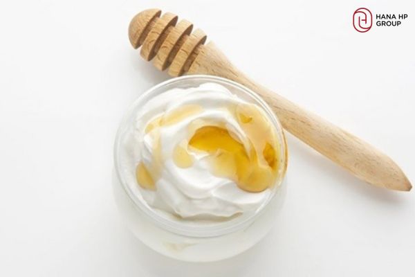 Mặt nạ kết hợp sữa chua với mật ong và chanh