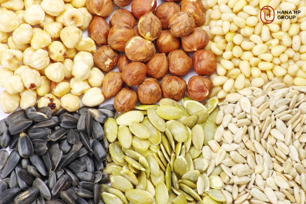 Omega 6 có rất nhiều trong các loại hạt và quả