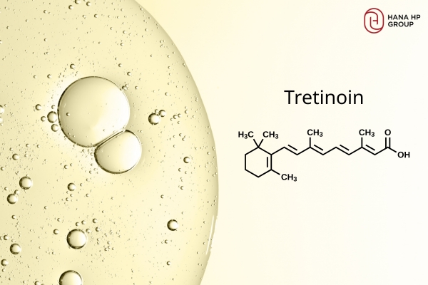 Tretinoin là một dẫn xuất hoạt tính mạnh của vitamin A
