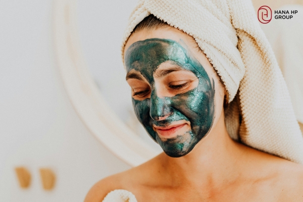 Ủ trắng bằng bột tảo xoắn có thể mang lại hiệu quả rõ rệt sau khoảng 3-4 tuần dùng đều đặn