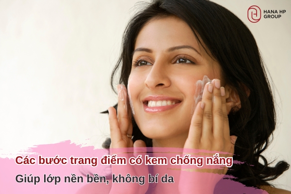 các bước trang điểm có kem chống nắng