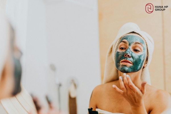 Ủ bột tảo xoắn có thể dưỡng da sáng dần từ bên trong