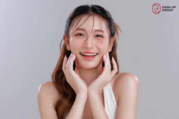 Dưỡng da căng bóng: Routine từng bước cho làn da sáng khỏe 1 dưỡng da căng bóng