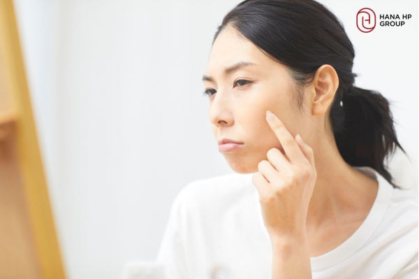 Dưỡng da sau sinh bằng nghệ