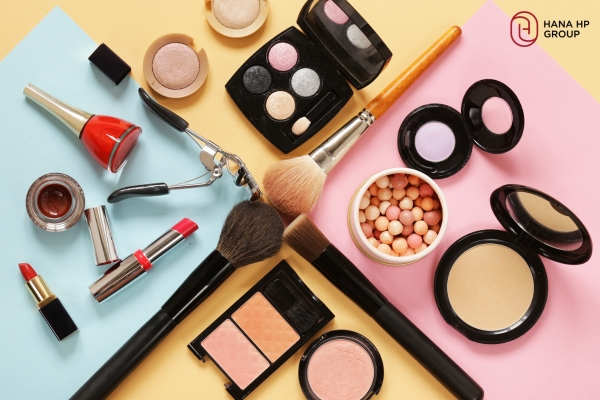 cosmetics nghĩa là gì